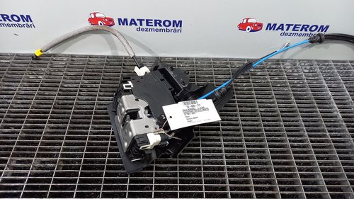 INCUIETOARE USA SPATE DREAPTA MERCEDES C-CLASS - - (2011 2014)