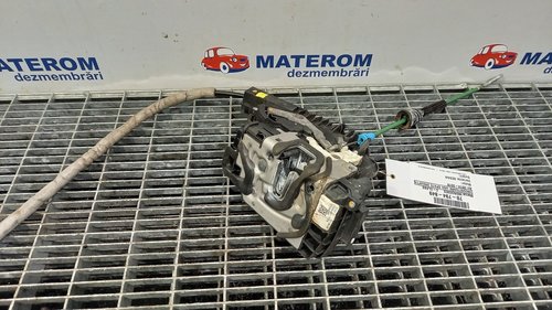 INCUIETOARE USA SPATE DREAPTA MERCEDES C-CLASS - - (2014 2018)