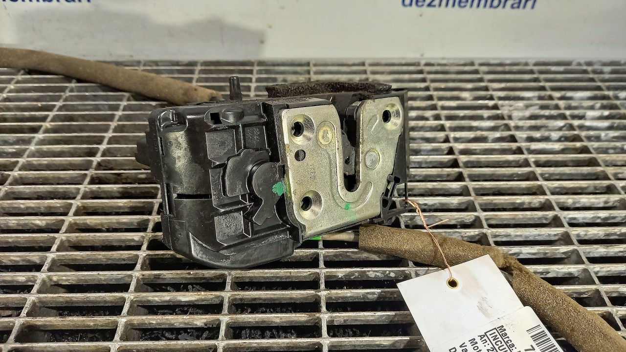 INCUIETOARE USA SPATE DREAPTA NISSAN QASHQAI QASHQAI - - (2010 2014)