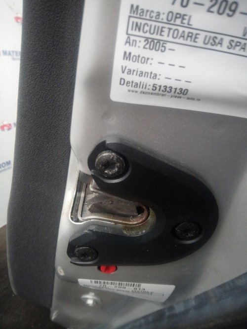 INCUIETOARE USA SPATE DREAPTA OPEL VECTRA C - - (2005 2008)