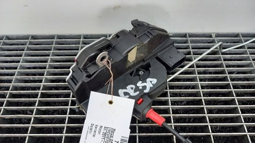 INCUIETOARE USA SPATE DREAPTA OPEL ZAFIRA C - - (2011 2016)