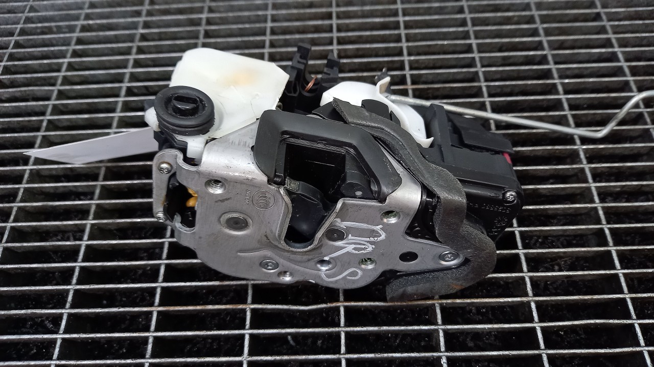 INCUIETOARE USA SPATE DREAPTA OPEL ZAFIRA C - - (2011 2016)