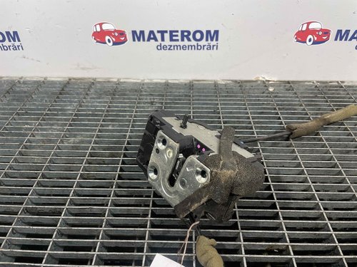 INCUIETOARE USA SPATE DREAPTA RENAULT KOLEOS - - (2006 2011)