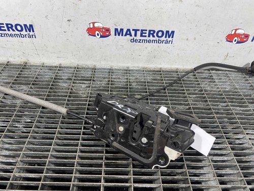 INCUIETOARE USA SPATE DREAPTA SEAT LEON - - (2012 2016)