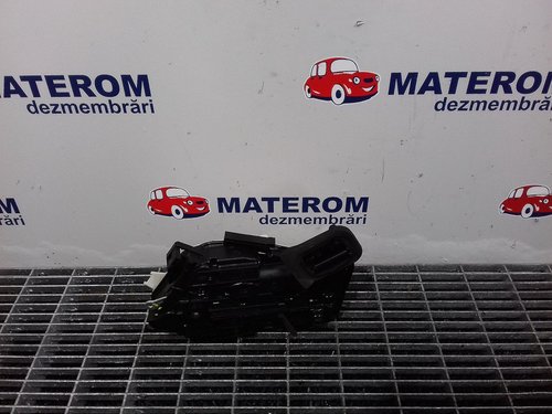 INCUIETOARE USA SPATE DREAPTA SKODA FABIA - - (2014 2019)