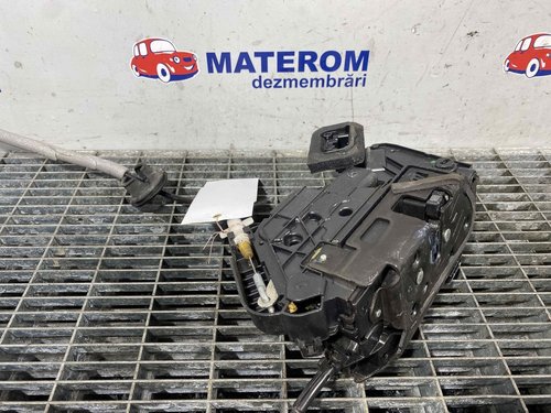 INCUIETOARE USA SPATE DREAPTA SKODA SUPERB - - (2015 2020)