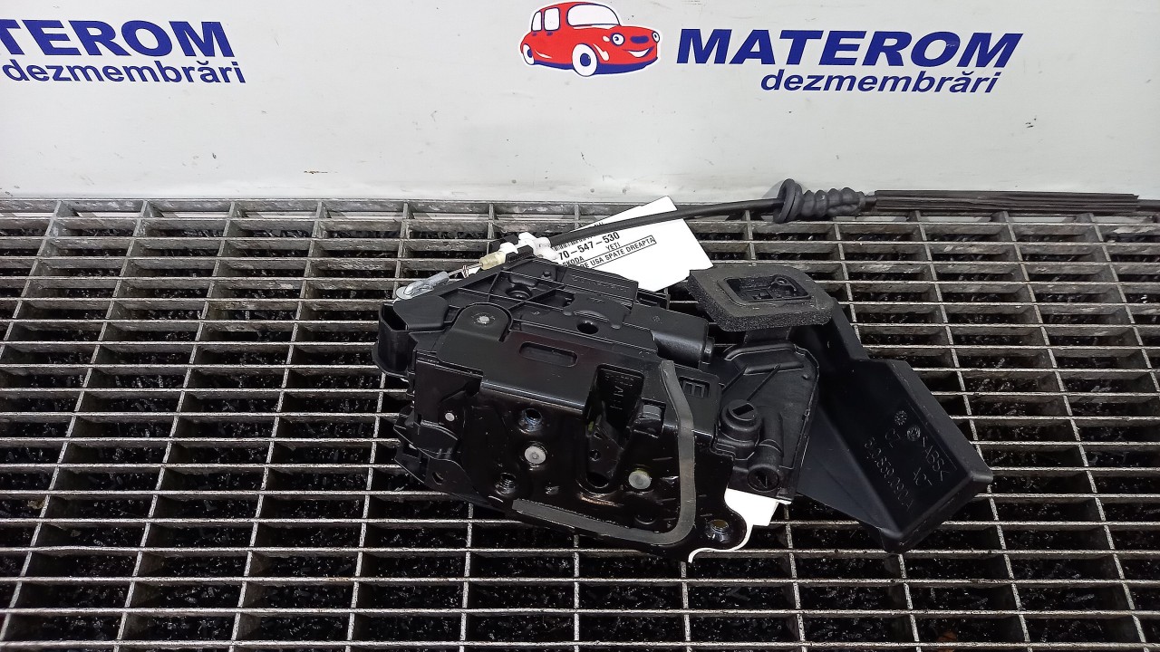 INCUIETOARE USA SPATE DREAPTA SKODA YETI YETI - - (2009 2013)
