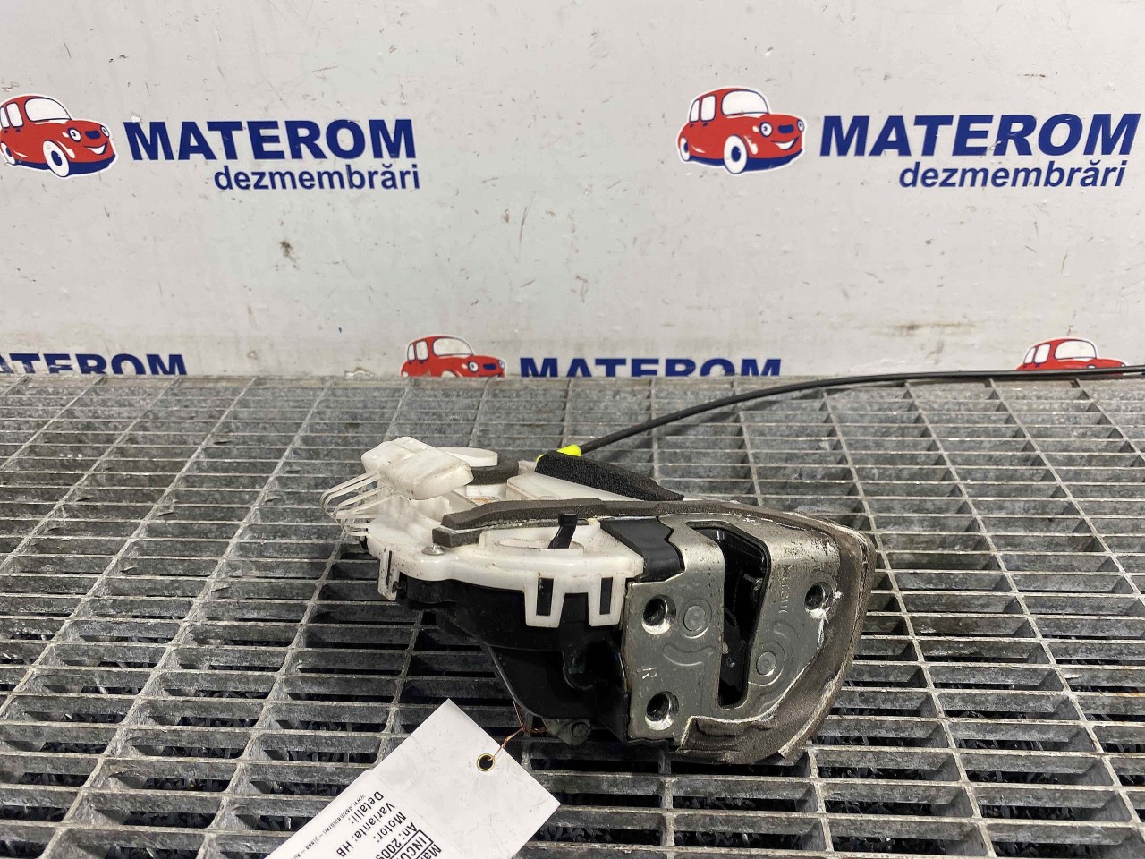 INCUIETOARE USA SPATE DREAPTA TOYOTA PRIUS PRIUS - - (2009 2015)