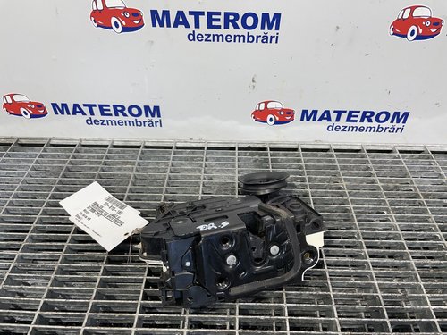 INCUIETOARE USA SPATE DREAPTA VW GOLF VI GOLF VI - - (2008 2012)