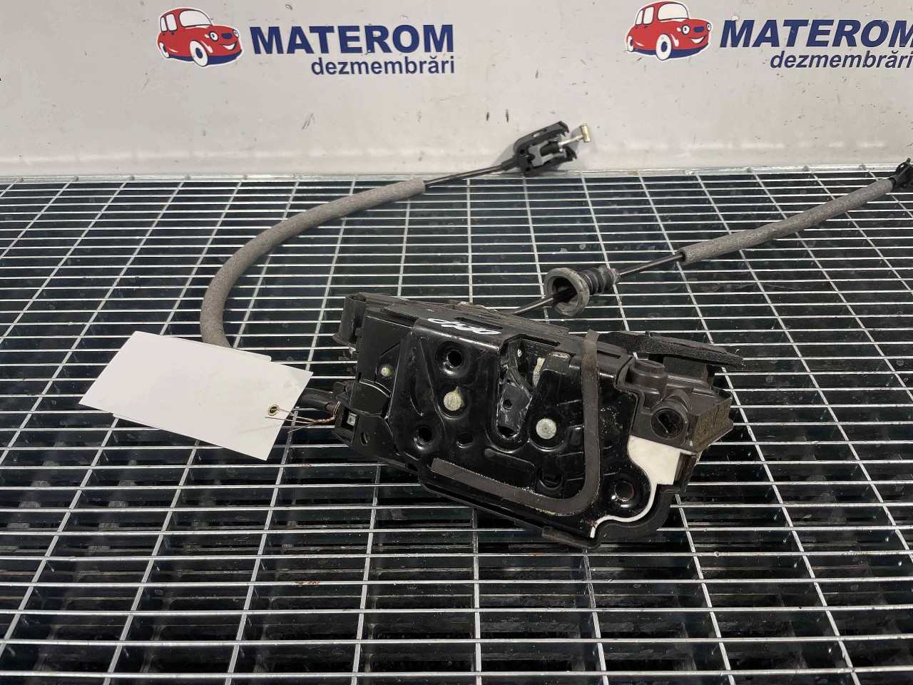 INCUIETOARE USA SPATE DREAPTA VW GOLF VII GOLF VII - - (2012 2016)