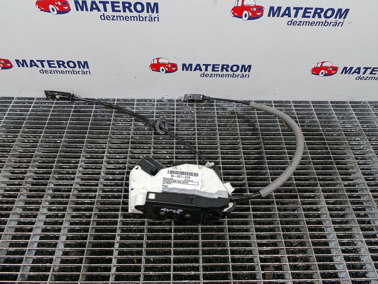 INCUIETOARE USA SPATE DREAPTA VW JETTA IV JETTA IV - - (2010 2019)