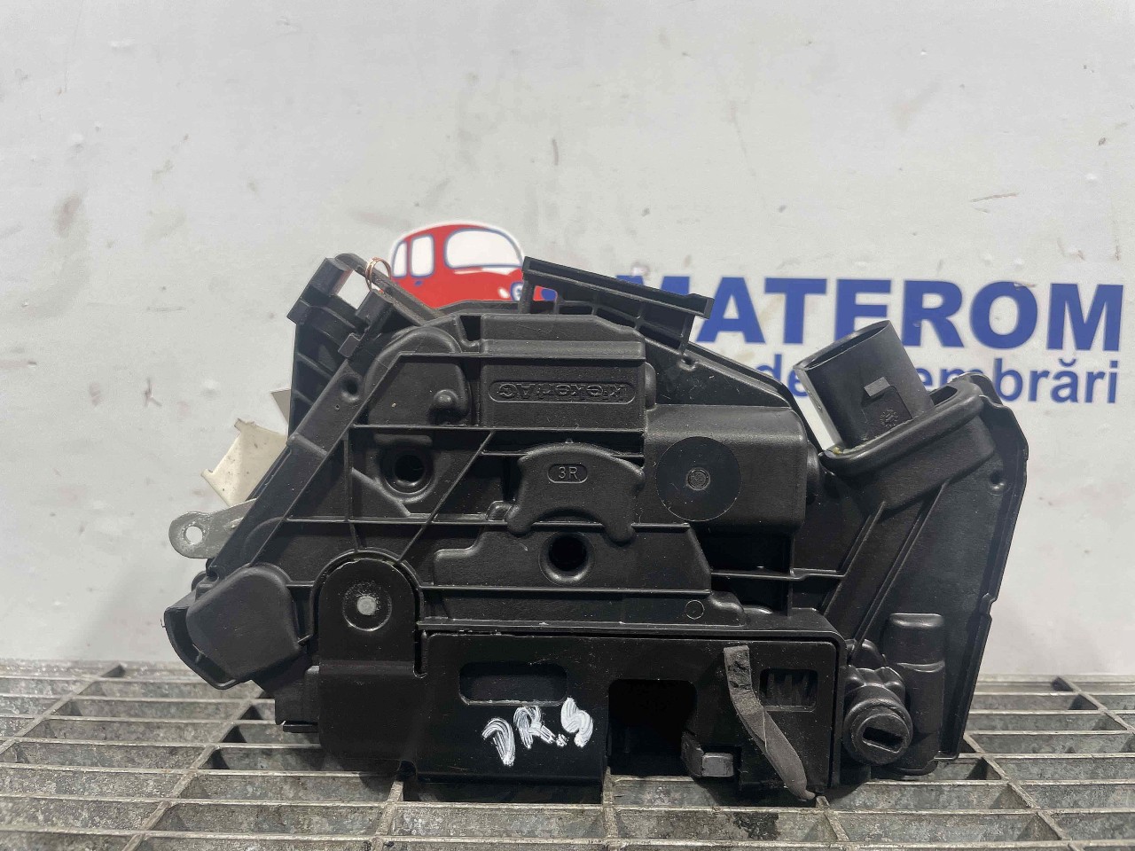 INCUIETOARE USA SPATE DREAPTA VW PASSAT CC 2.0 TDI - (2012 2019)