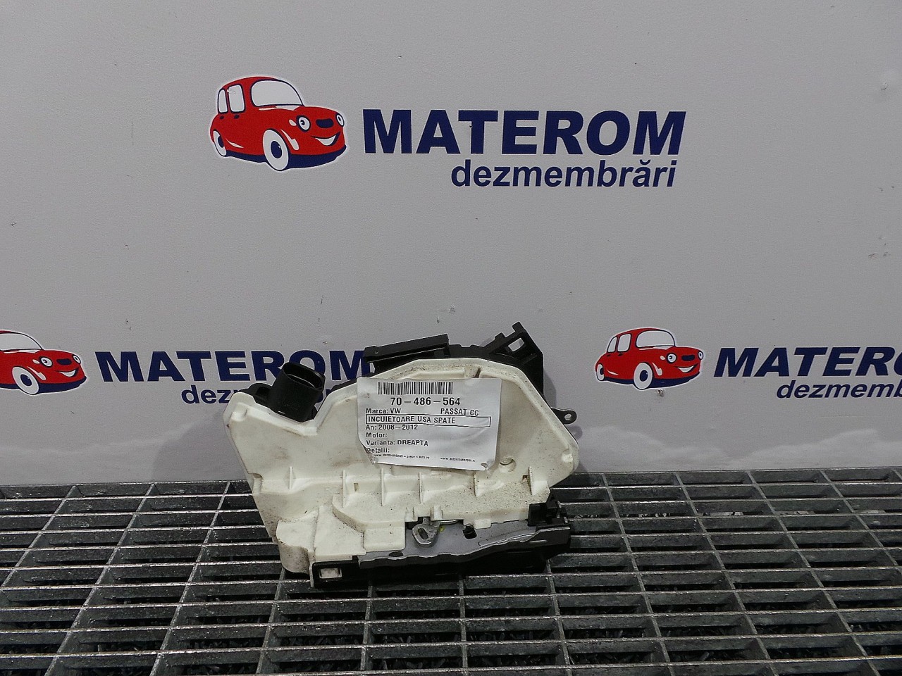 INCUIETOARE USA SPATE DREAPTA VW PASSAT CC PASSAT CC - - (2008 2012)