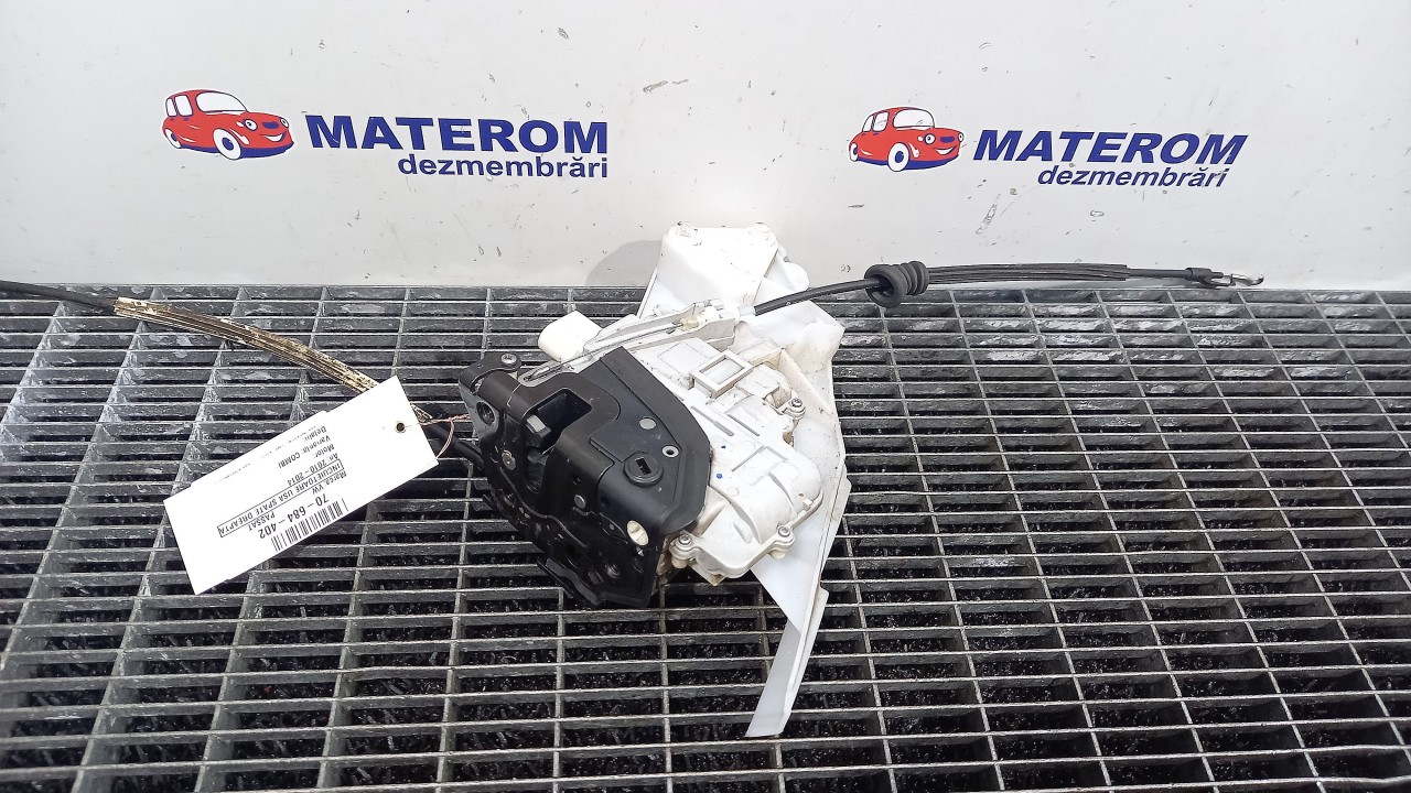 INCUIETOARE USA SPATE DREAPTA VW PASSAT PASSAT - - (2010 2014)