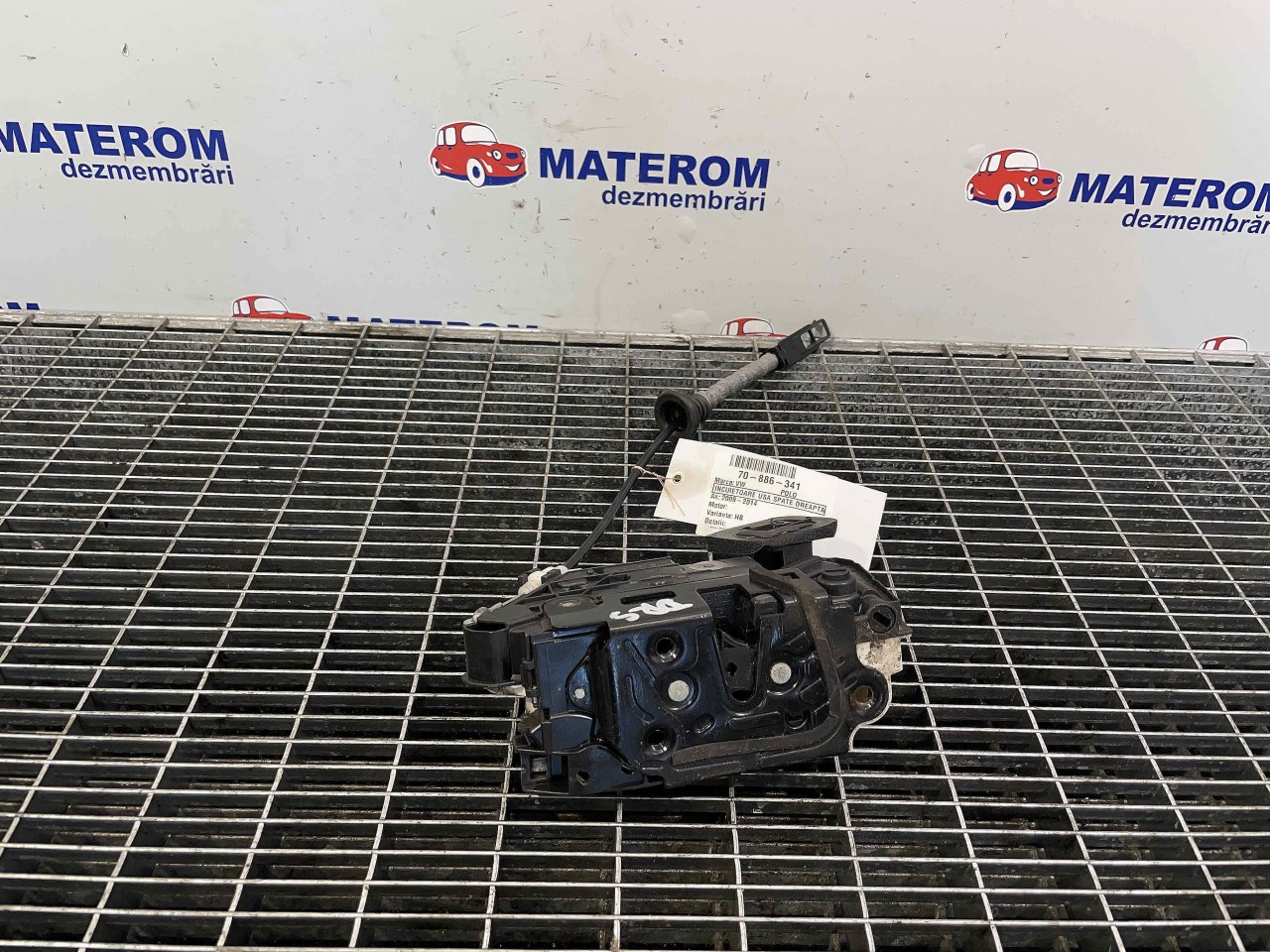 INCUIETOARE USA SPATE DREAPTA VW POLO POLO - - (2009 2014)