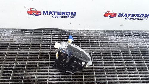 INCUIETOARE USA SPATE DREAPTA VW TIGUAN - - (2007 2010)