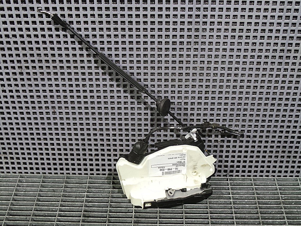 INCUIETOARE USA SPATE DREAPTA VW TIGUAN TIGUAN - - (2010 2015)