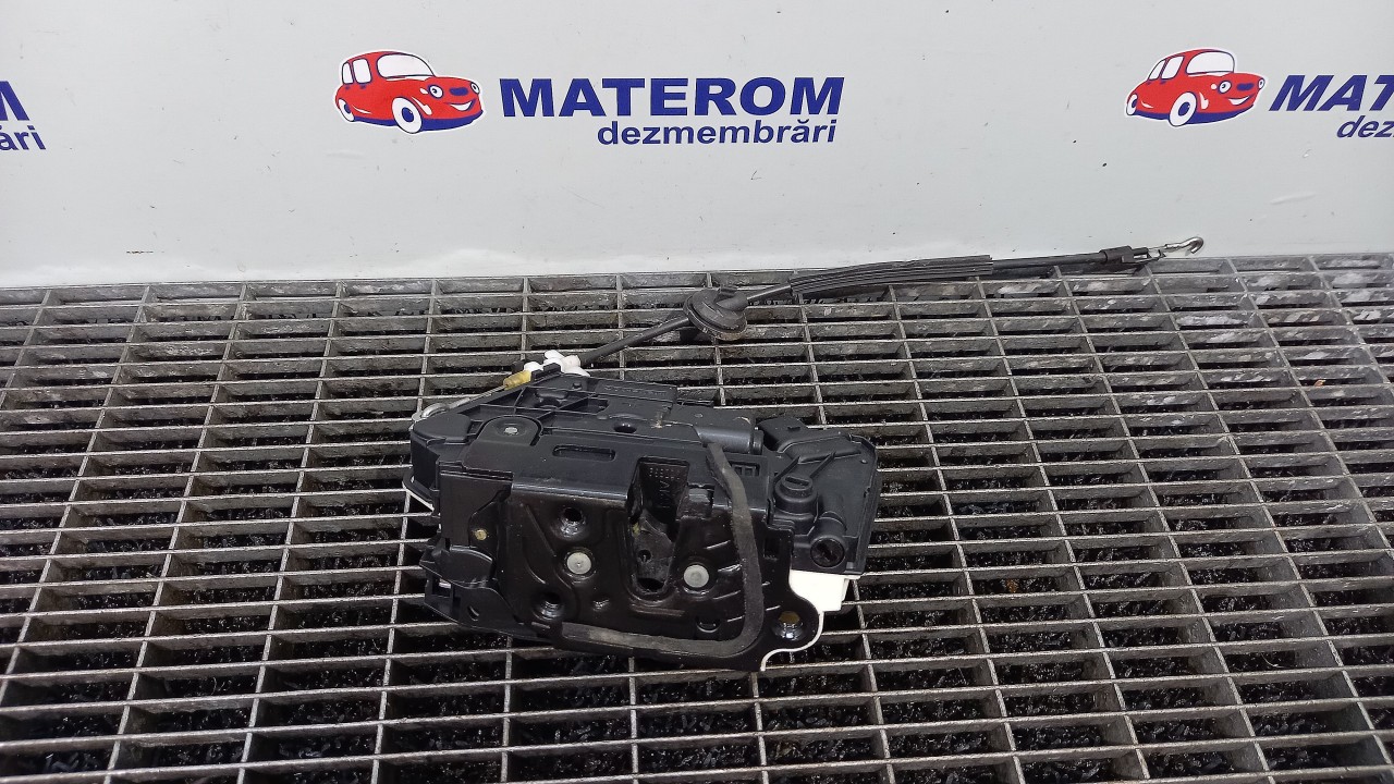 INCUIETOARE USA SPATE DREAPTA VW TIGUAN TIGUAN - - (2007 2010)