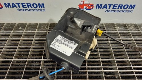 INCUIETOARE USA SPATE STANGA AUDI A8 A8 - - (2010 2014)