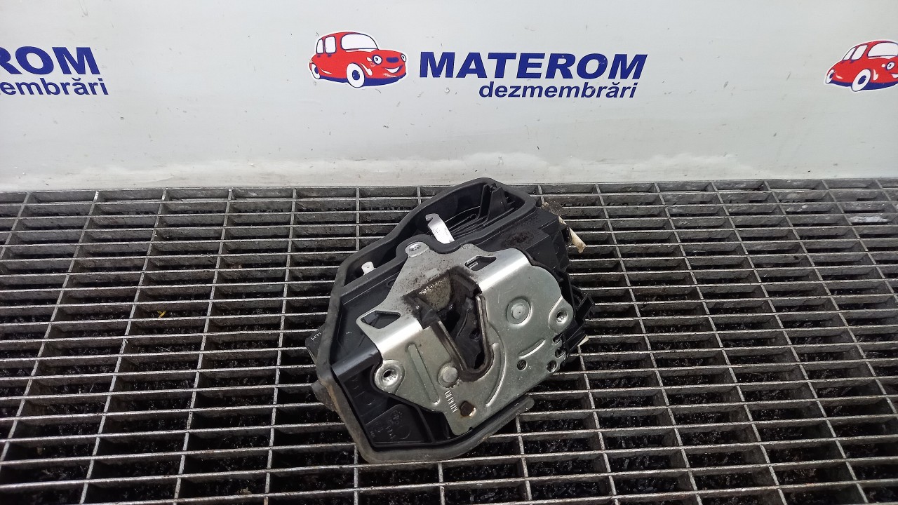 INCUIETOARE USA SPATE STANGA BMW SERIA 1 F20 SERIA 1 F20 - - (2011 2015)
