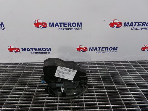 INCUIETOARE USA SPATE STANGA BMW X1 - - (2009 2015)