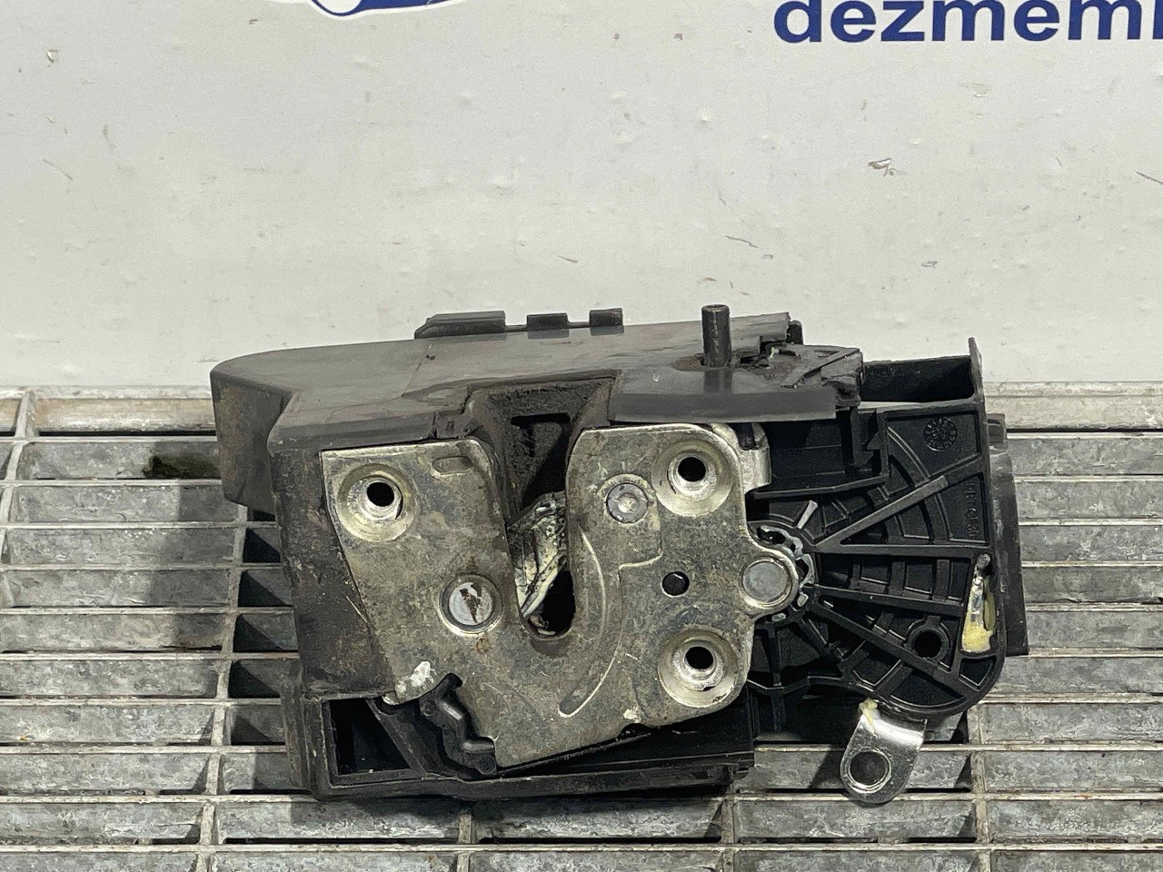 INCUIETOARE USA SPATE STANGA DACIA LOGAN MCV LOGAN MCV - - (2012 2016)