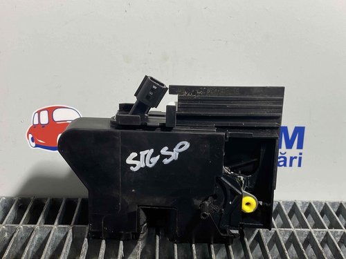 INCUIETOARE USA SPATE STANGA DACIA SANDERO SANDERO - - (2012 2019)