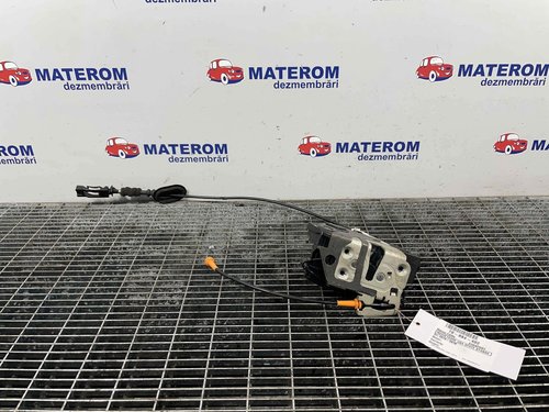 INCUIETOARE USA SPATE STANGA FORD ECOSPORT - - (2013 2018)