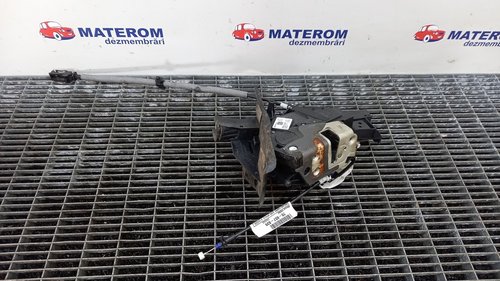INCUIETOARE USA SPATE STANGA FORD FOCUS - - (2014 2018)