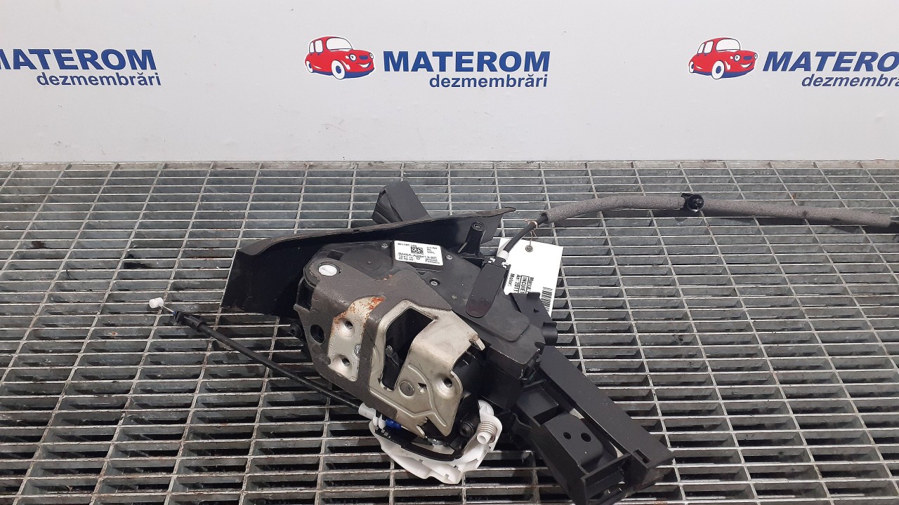 INCUIETOARE USA SPATE STANGA FORD FOCUS FOCUS - - (2011 2014)