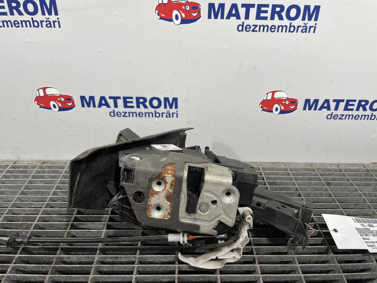 INCUIETOARE USA SPATE STANGA FORD FOCUS FOCUS - - (2011 2014)