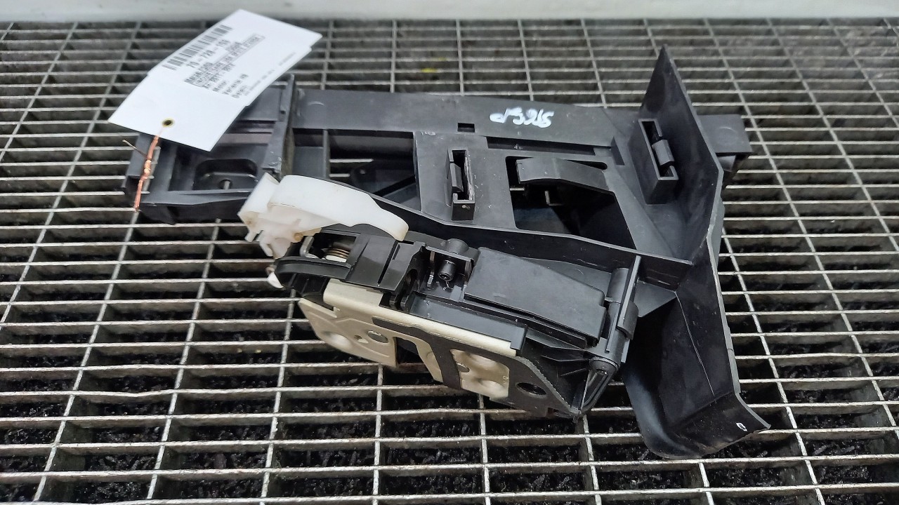 INCUIETOARE USA SPATE STANGA FORD FOCUS FOCUS - - (2011 2014)