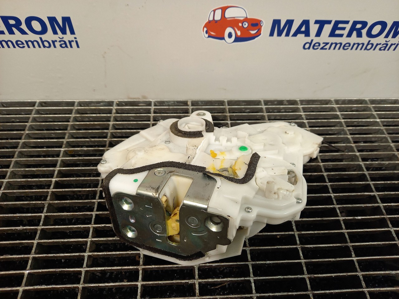 INCUIETOARE USA SPATE STANGA HONDA CIVIC CIVIC - - (2006 2011)