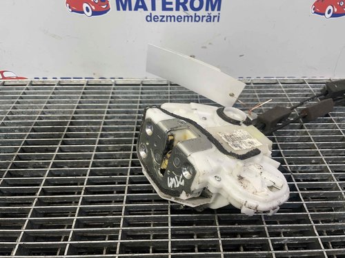 INCUIETOARE USA SPATE STANGA HONDA CRV - - (2006 2012)