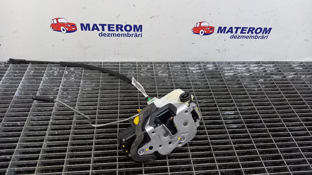 INCUIETOARE USA SPATE STANGA OPEL ASTRA J ASTRA J - - (2009 2012)