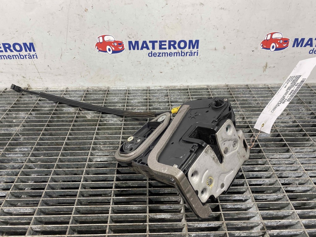 INCUIETOARE USA SPATE STANGA OPEL ASTRA K - - (2015 2021)
