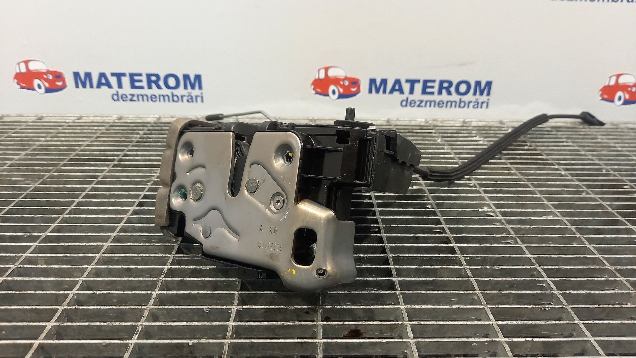 INCUIETOARE USA SPATE STANGA OPEL ASTRA K - - (2015 2021)