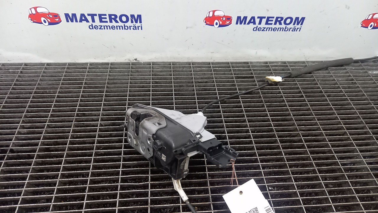 INCUIETOARE USA SPATE STANGA PEUGEOT 5008 5008 - - (2009 2013)