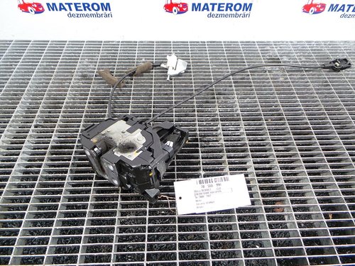 INCUIETOARE USA SPATE STANGA RENAULT CLIO - - (2009 2012)
