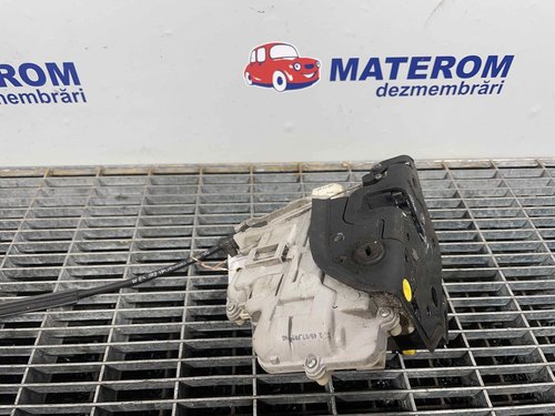 INCUIETOARE USA SPATE STANGA SEAT LEON - - (2006 2012)