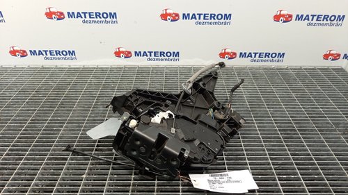 INCUIETOARE USA SPATE STANGA VOLVO V70 - - (2007 2012)