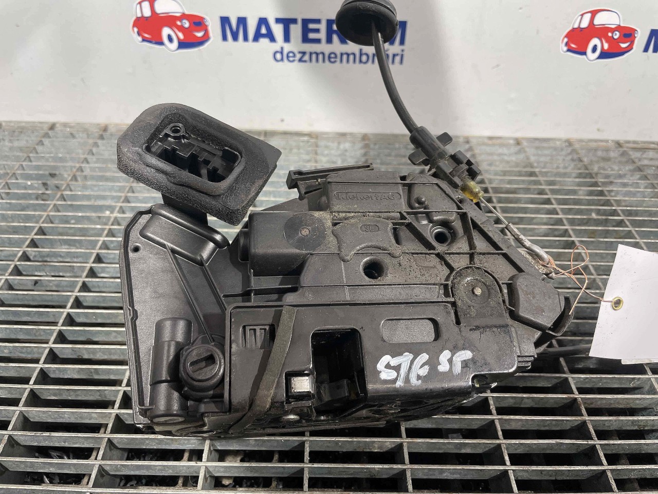 INCUIETOARE USA SPATE STANGA VW GOLF VII GOLF VII - - (2012 2016)