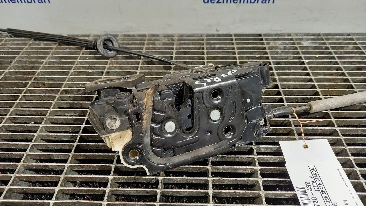 INCUIETOARE USA SPATE STANGA VW JETTA IV JETTA IV - - (2010 2019)