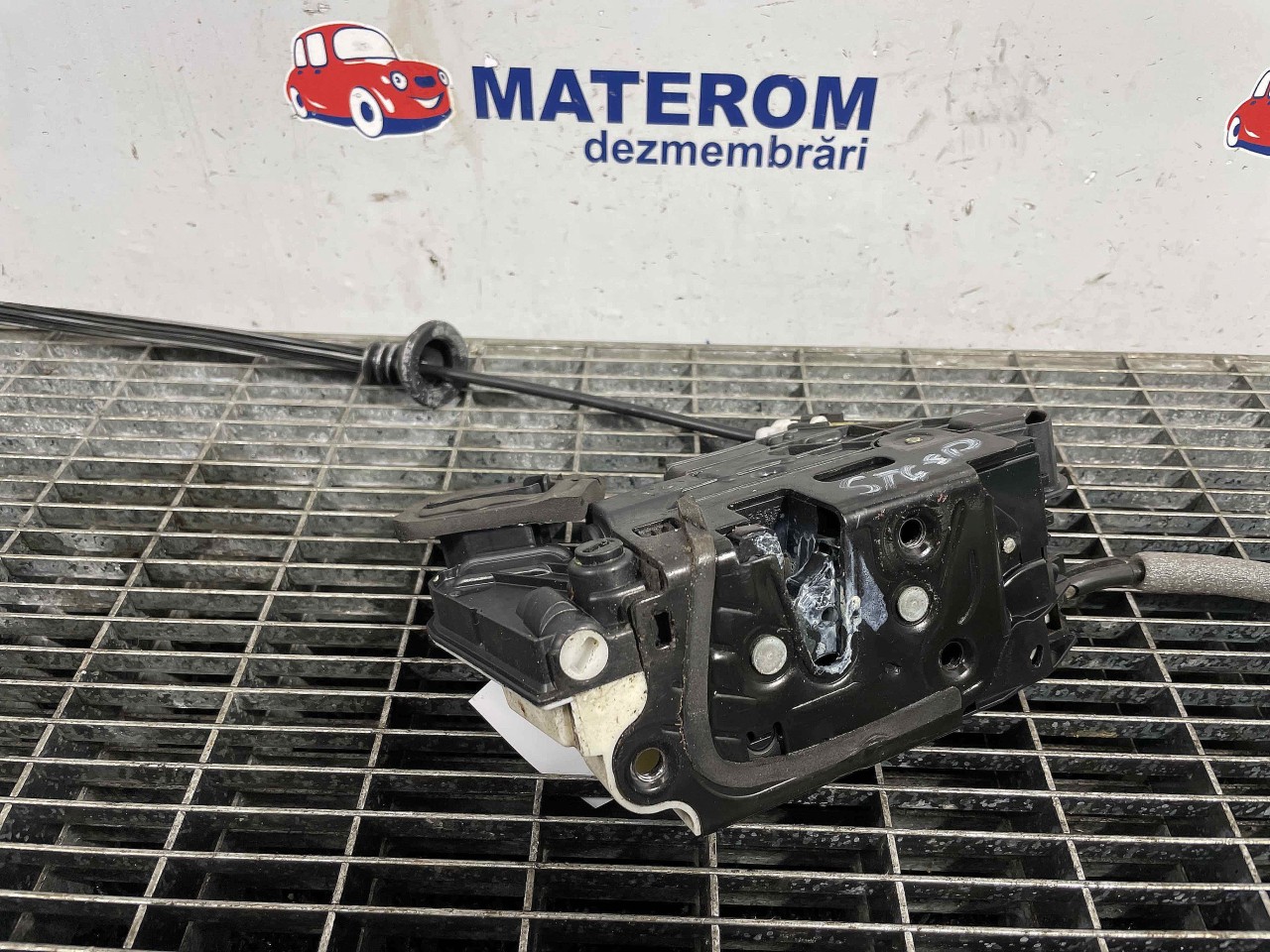INCUIETOARE USA SPATE STANGA VW JETTA IV JETTA IV - - (2010 2019)