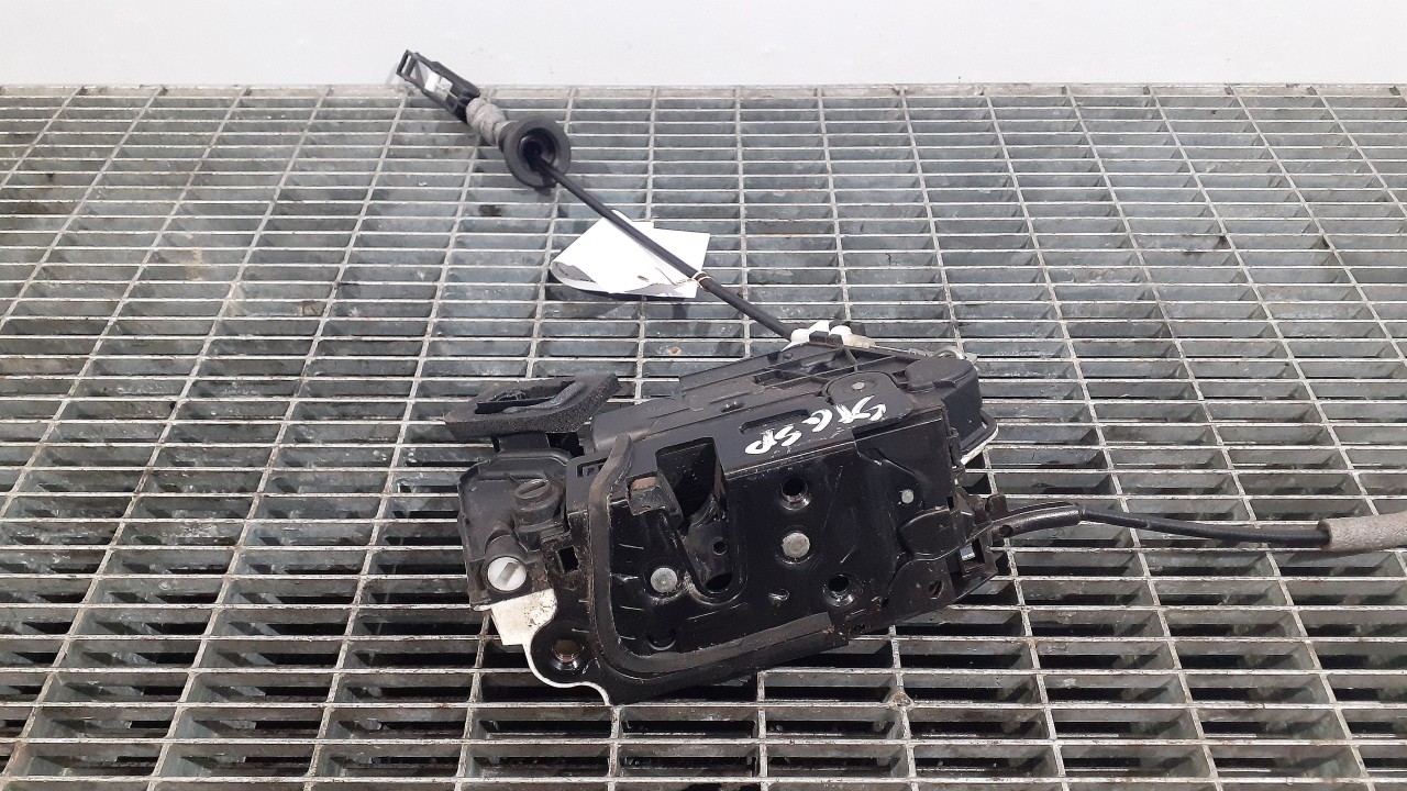 INCUIETOARE USA SPATE STANGA VW POLO POLO - - (2009 2014)