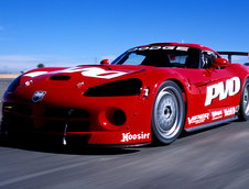 Incursiune in istoria modelului de curse Dodge Viper