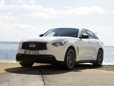 Infiniti FX Vettel Edition - Galerie Foto