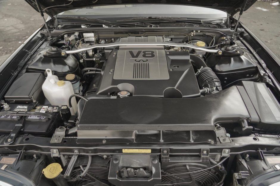 Infiniti Q45 de vanzare