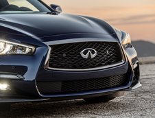 Infiniti Q50 Signature Edition