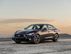 Infiniti Q50 Signature Edition